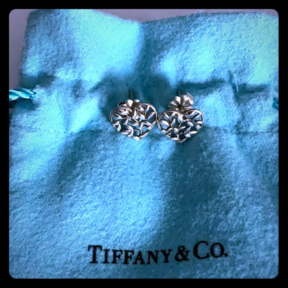 AUTHENTIC TIFFANY HEART EARRINGS